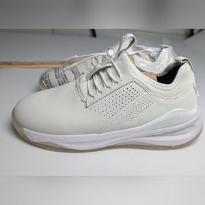 Clove White Leather Nursing Shoes Sneakers Size 7.5 Women's Classic Core